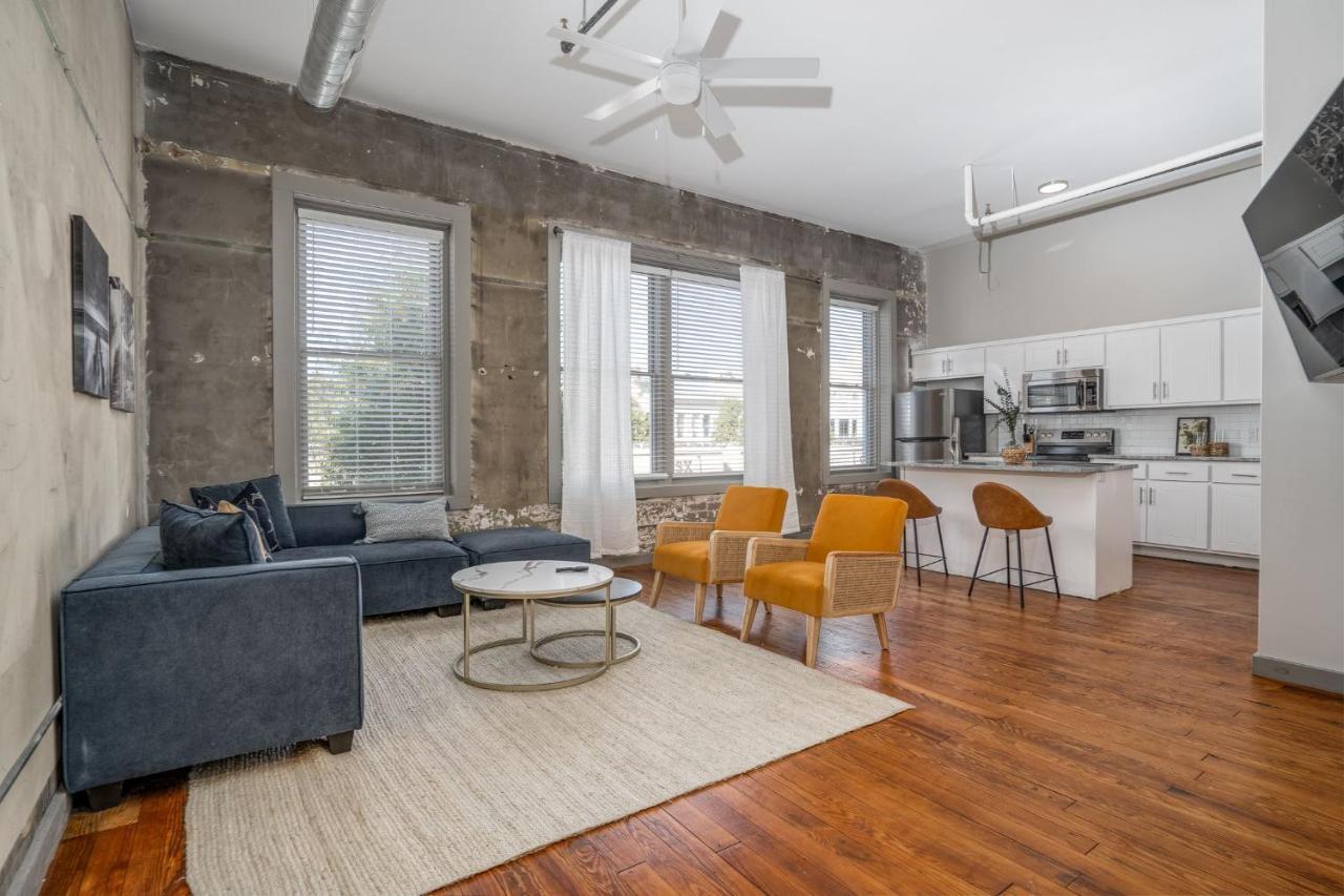 The Davis Lofts At Main Street - Unit 2B Daire Rocky Mount Dış mekan fotoğraf