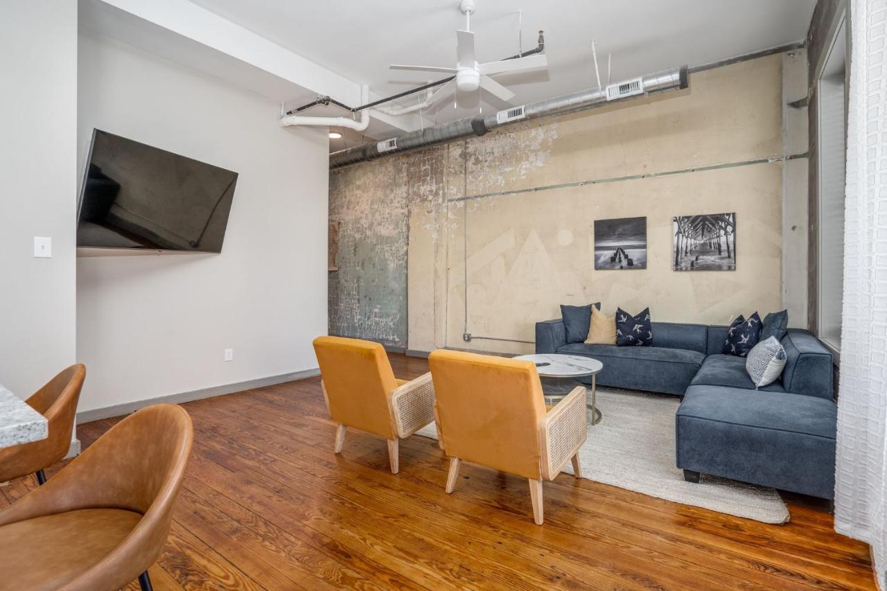 The Davis Lofts At Main Street - Unit 2B Daire Rocky Mount Dış mekan fotoğraf